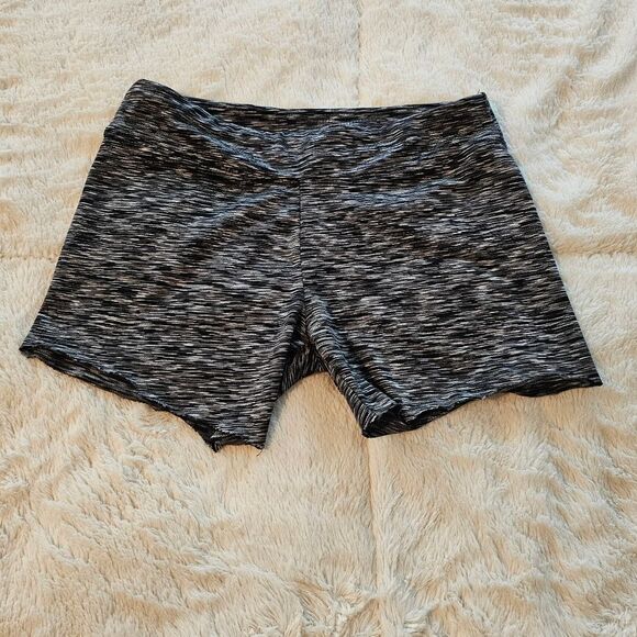 Women's Black and Gray Shorts. Size XS. - Picture 2 of 2